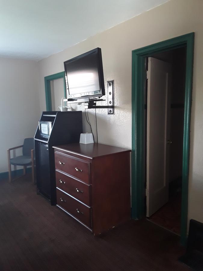 בוט Eddy'S Motel מראה חיצוני תמונה