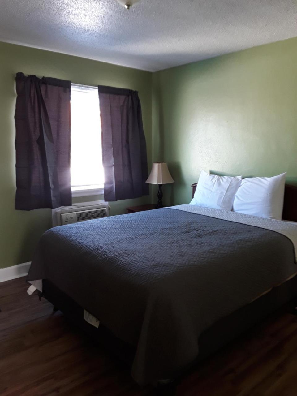 בוט Eddy'S Motel מראה חיצוני תמונה