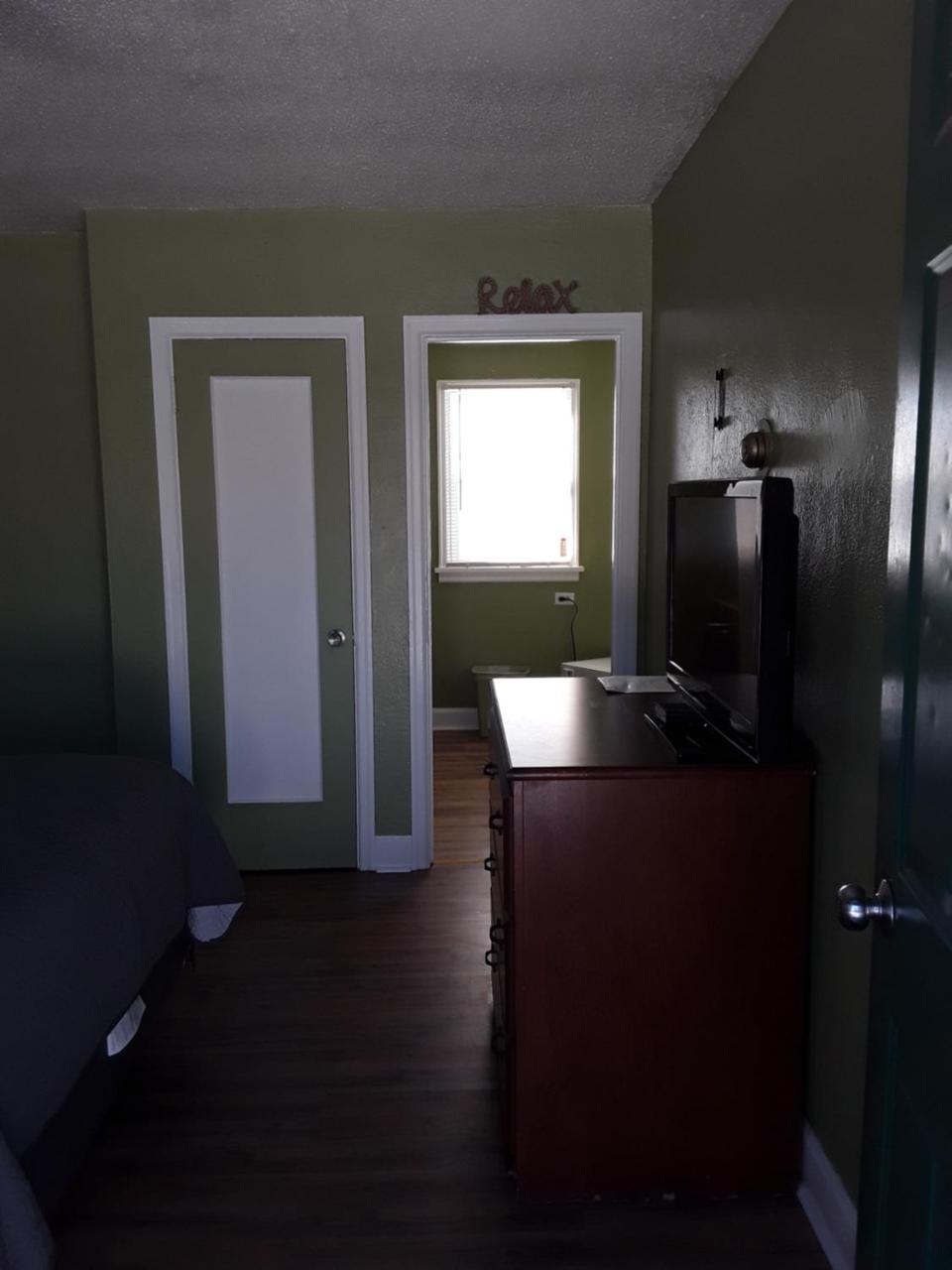 בוט Eddy'S Motel מראה חיצוני תמונה